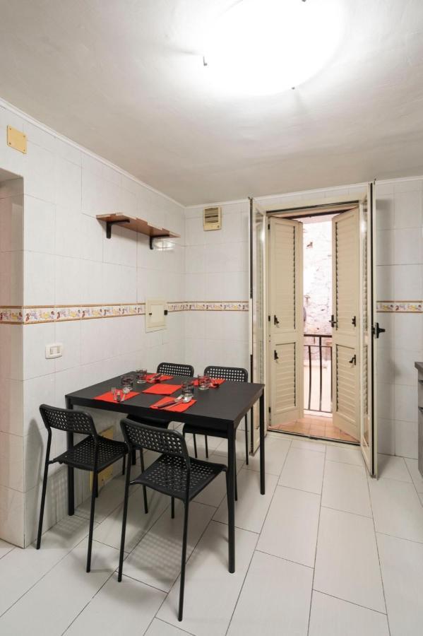 شقة Terrazza Sant Antonio نابولي المظهر الخارجي الصورة
